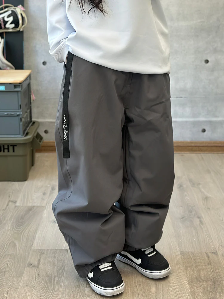 Women's Unisex SnowBound Urban Flex Oversize Cargo Snow Pants - Image 15