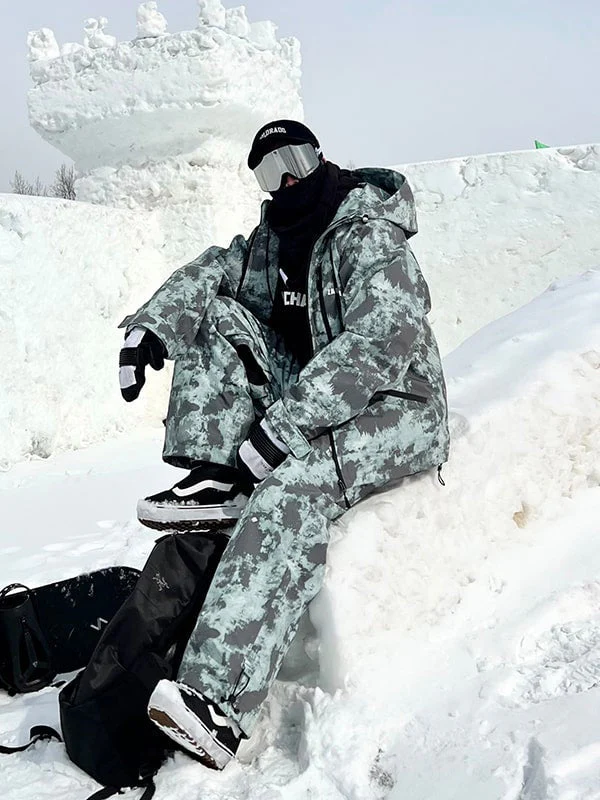 Women's North White Snowsafari Jacket & Pants Set - Image 5